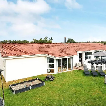 Holiday home Engesovej *