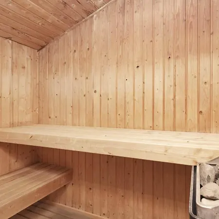 Luxury Retreat In Vejers *